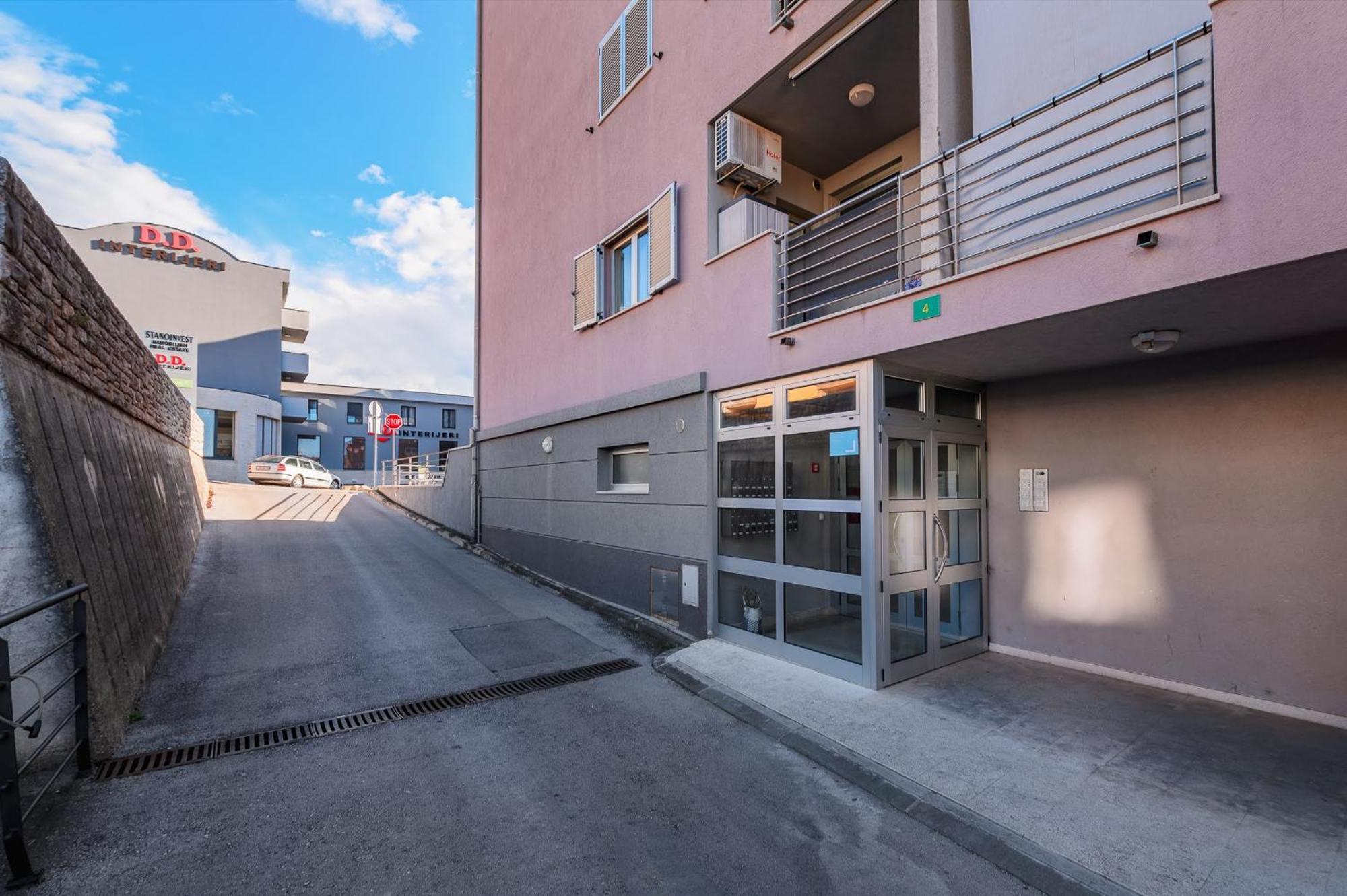 Aureo Apartment Pula Center Kültér fotó