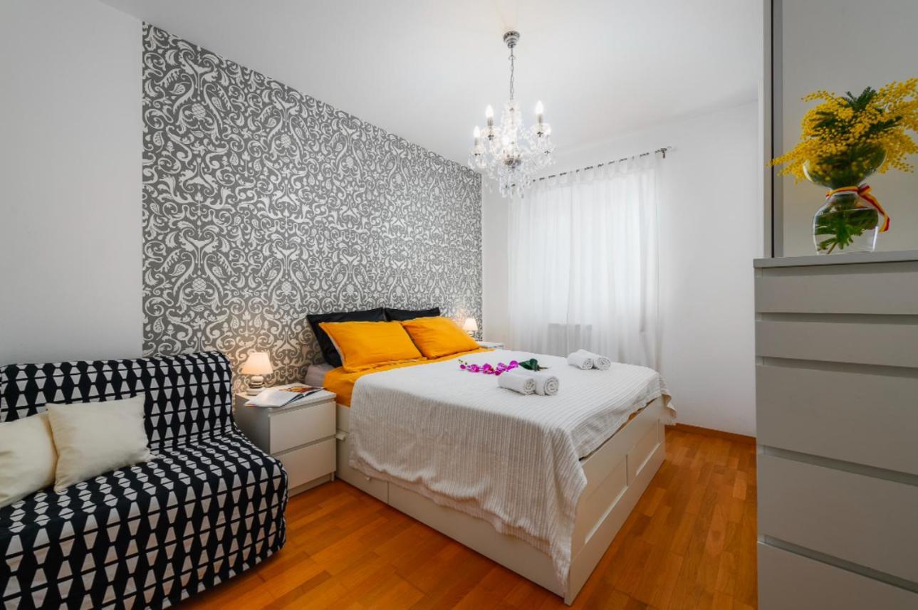 Aureo Apartment Pula Center Kültér fotó