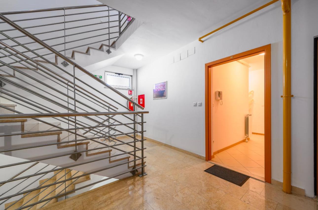 Aureo Apartment Pula Center Kültér fotó